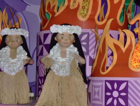 le monde des poupées